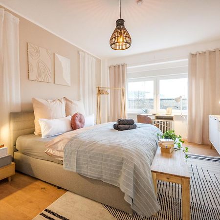 Neu: 100M² - Ideal Fuer Familien/Geschaeftsr. - Hbf Coblença Exterior foto
